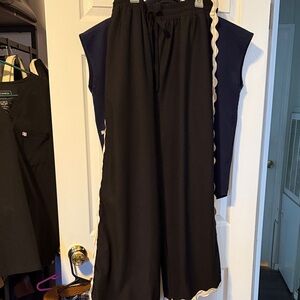 Entro Black Wide-Leg Women's Pants